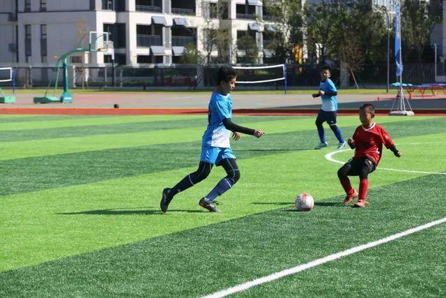 福登状态复苏近4轮造7球 这才是英超MVP的实力